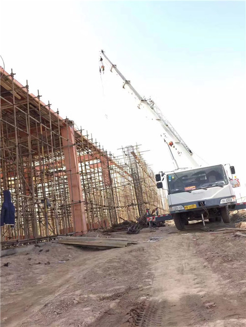 岳池县吊车作业的安全注意事项有哪些？