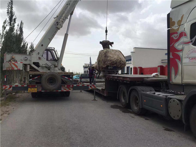 岳池县狭窄场地（如小区、车间）适合用哪种吊车？
