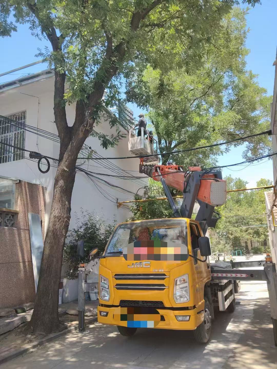 岳池县高空作业车能吊装重物吗？最大承载多少公斤？